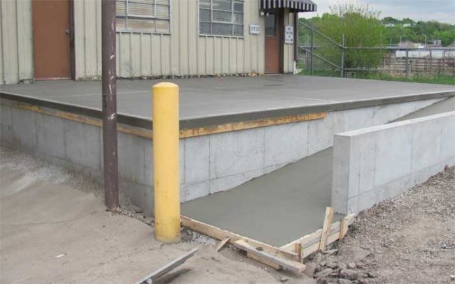 Concrete ramp and elevated slab